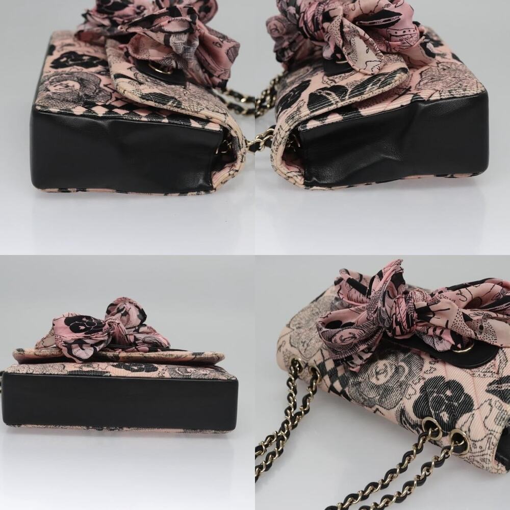 Chanel Chain V Stitch Shoulder Bag - Picture 3 of 8